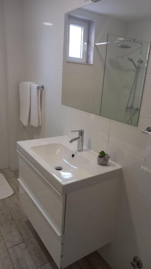 Apartments Mocici Екстер'єр фото