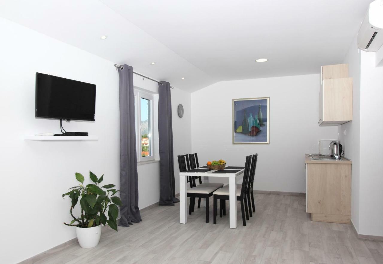 Apartments Mocici Екстер'єр фото