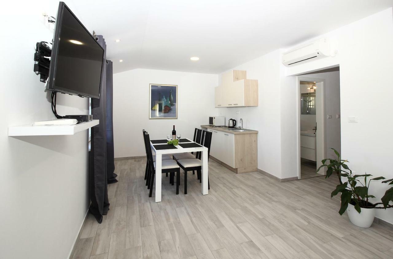 Apartments Mocici Екстер'єр фото