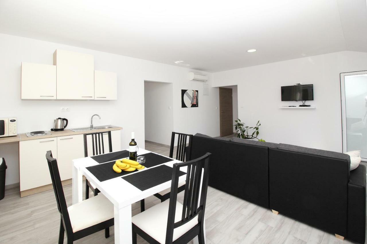 Apartments Mocici Екстер'єр фото